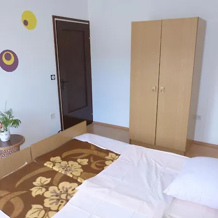 With Parking Space Palit, Rab - 14996 *