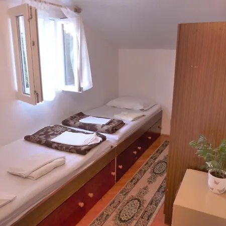 Appartamento With Parking Space Palit, Rab - 14996